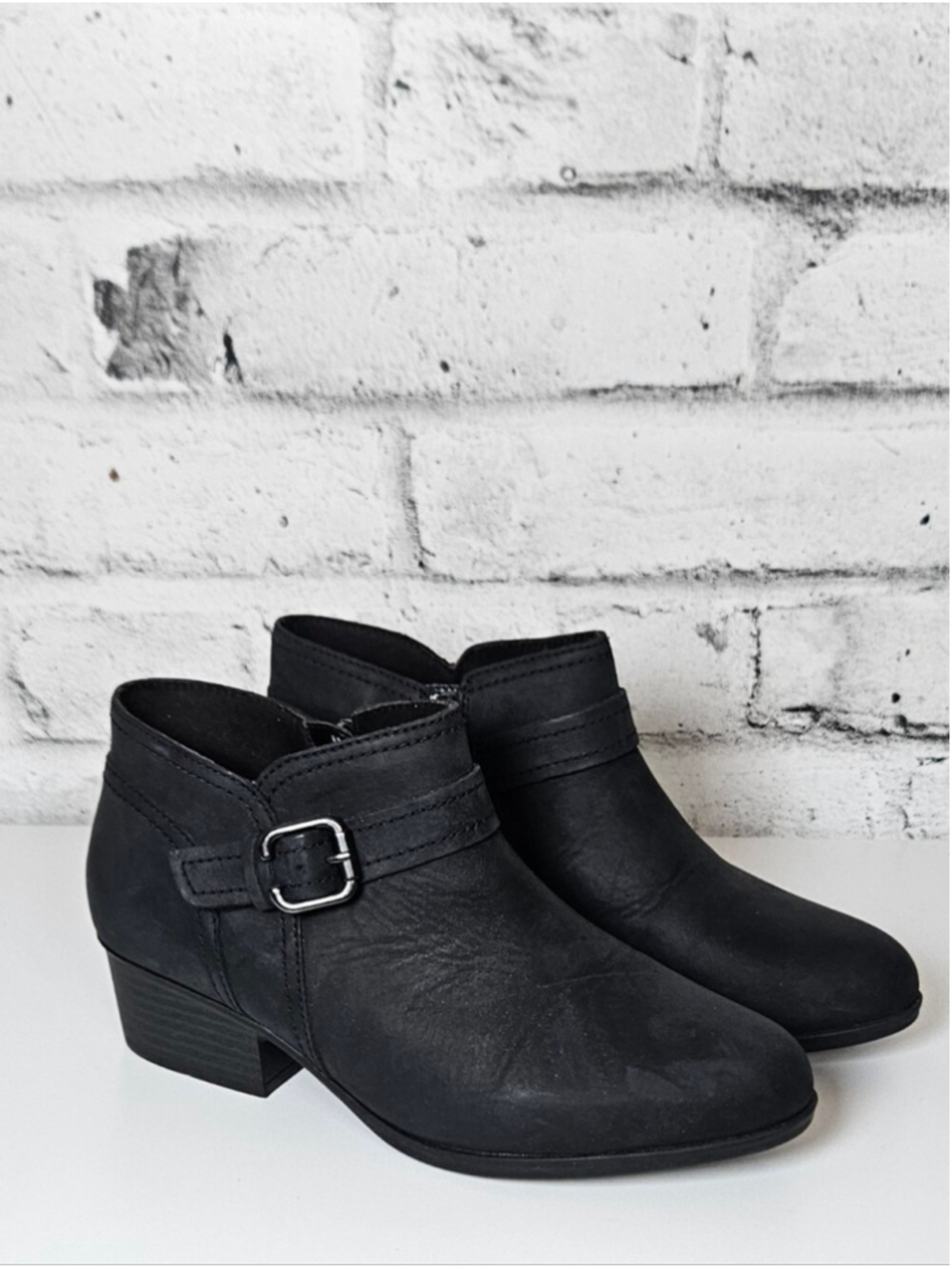 Clarks Collection Black Ankle Boots Size 7.5 Buckle Low Block Heel